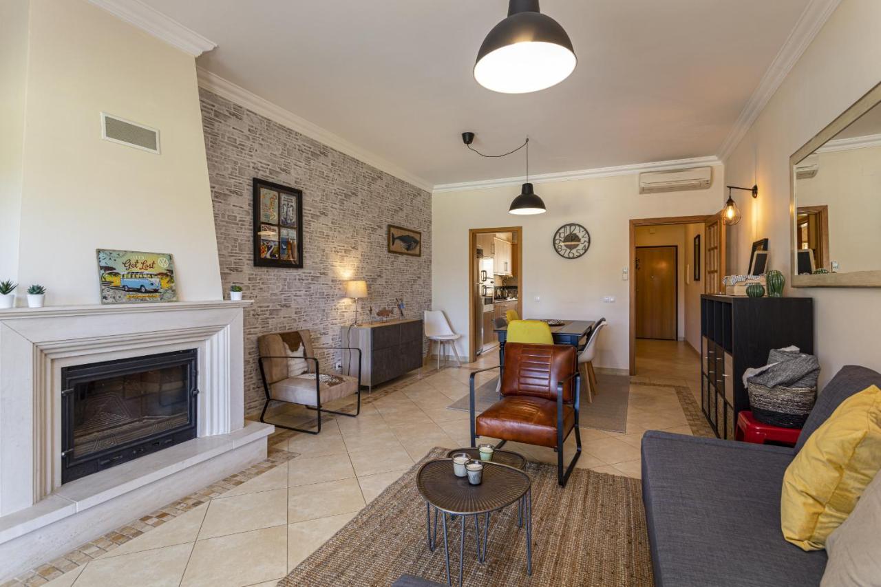 Real Alegria - Terrace With Pool -
